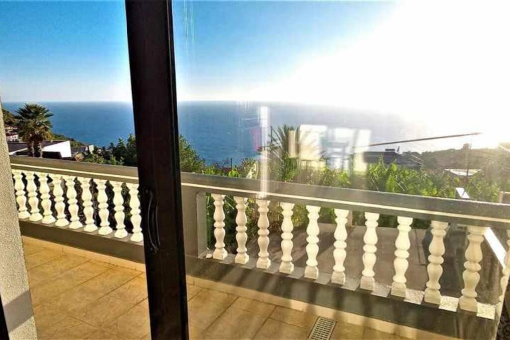 Arcos Grands Suites With Enormous And Private Pool. Arco da Calheta  Bagian luar foto