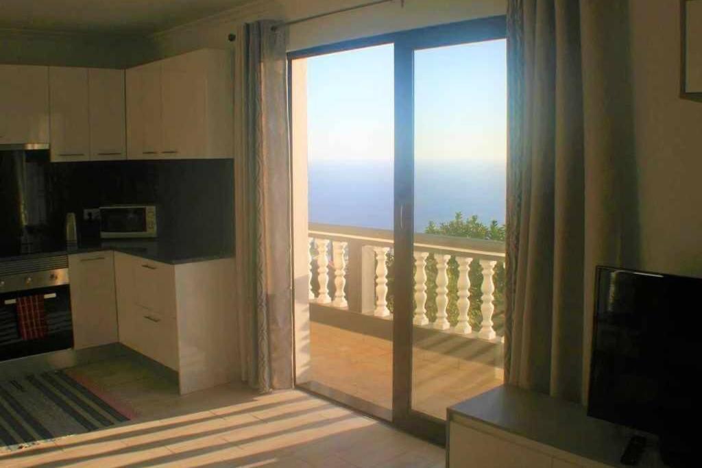 Arcos Grands Suites With Enormous And Private Pool. Arco da Calheta  Bagian luar foto